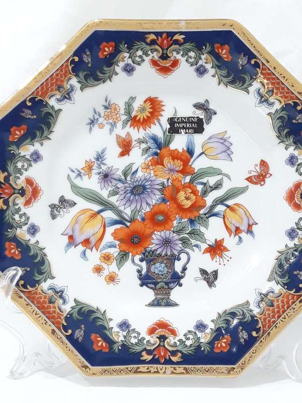 Vintage Imari octagonal plates