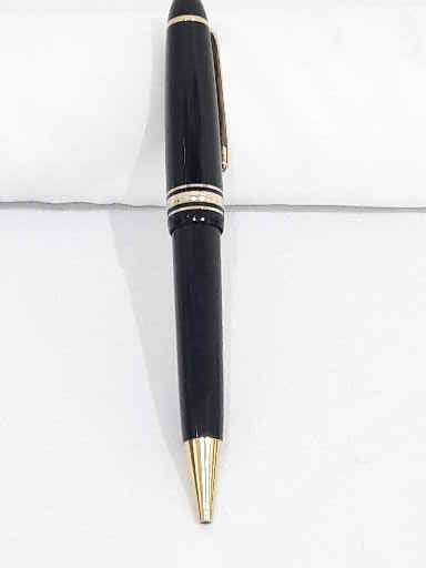 Mont Blanc Meisterstuck Le Grand ballpoint pen