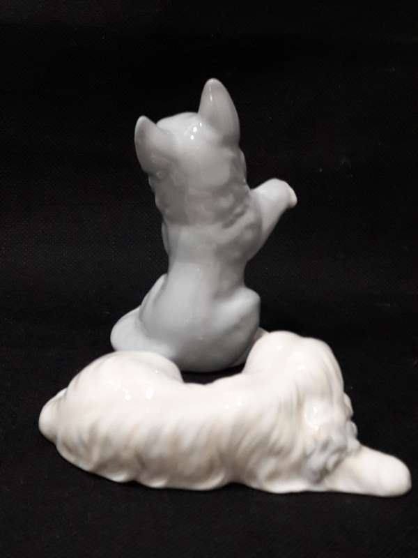 1970s A Kaiser dog figurines