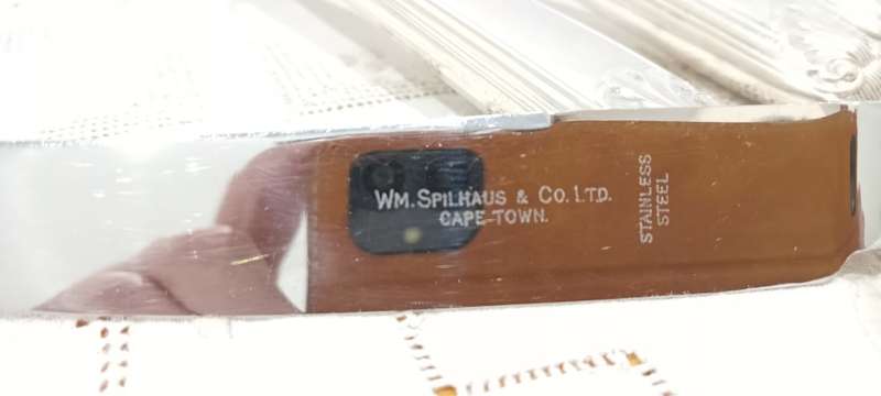 Vintage WM Spilhaus Kings pattern knife sets