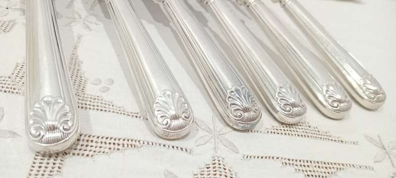 Vintage WM Spilhaus Kings pattern knife sets