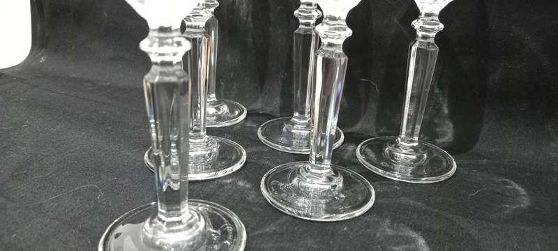 Vintage Oneida `Orchestra` liqueur glasses