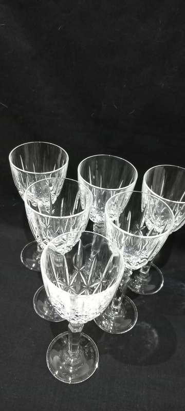 Vintage Oneida `Orchestra` liqueur glasses