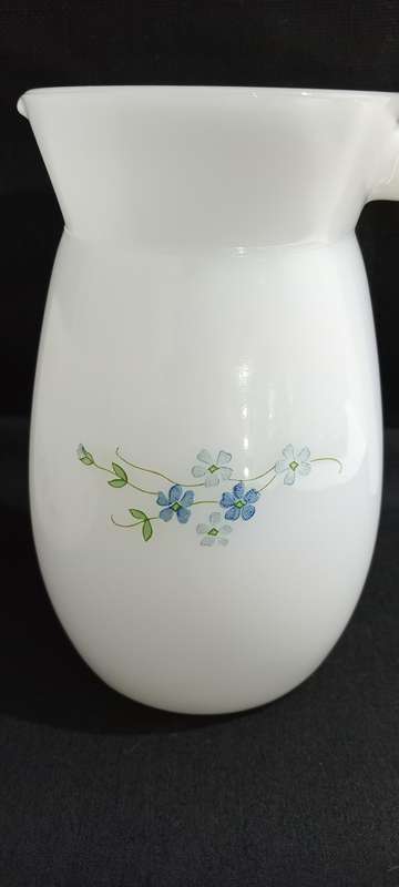 1990s Arcopal milk glass bowl and jug