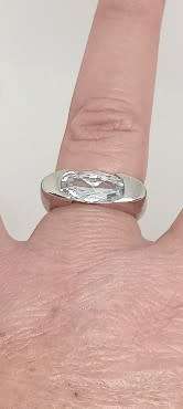 Sterling silver broad ring with cubic stone