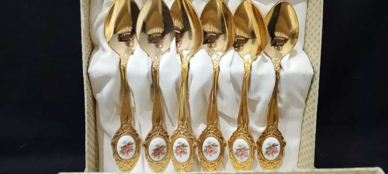 Vintage Eetrite 24k gold plated cutlery set