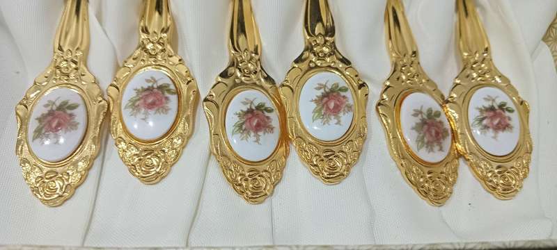 Vintage Eetrite 24k gold plated cutlery set