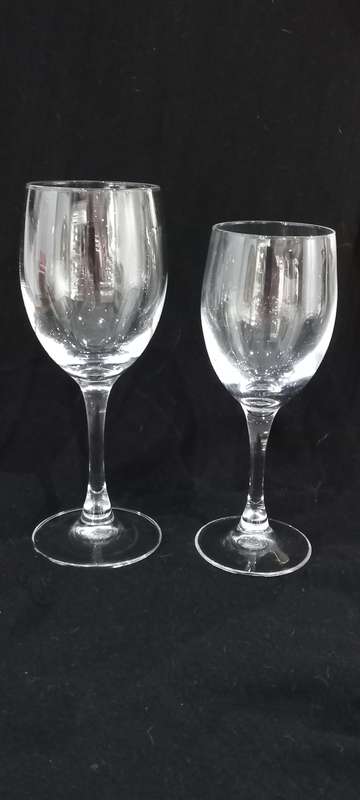 Vintage Cristal D` Arques `Vicomte` red and white wine glasses