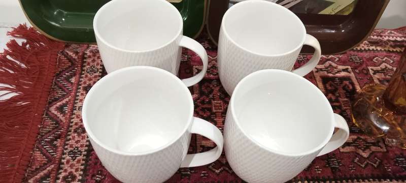 Maxwell Williams 'Diamond' coffee mugs