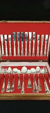 Vintage Viners cutlery set in canteen