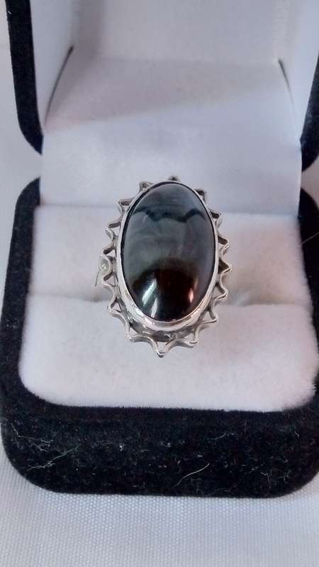 Vintage silver ring with black tiger eye