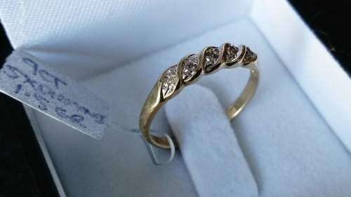 9ct Yellow & White Gold woven ring set with 5 Diamonds.