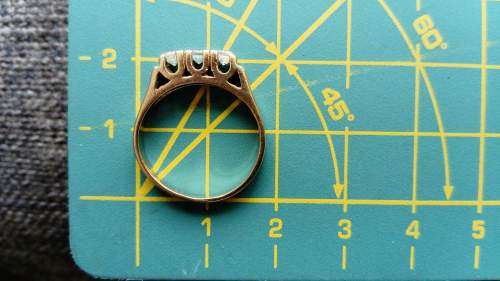9ct Yellow Gold Ring with Cubic Zirconias.