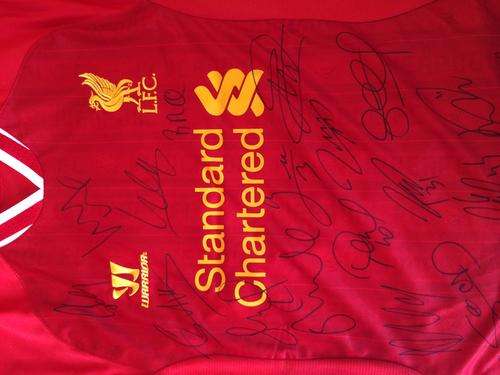 2013/2014 TEAM SIGNED LIVERPOOL FOOTBALL /SOCCER SHIRT!! + COA!!