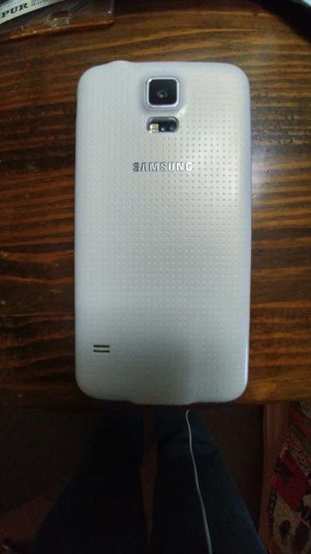 Samsung S5 32gb Working perfectly I upgraded my contract to an lg G5 and need money.