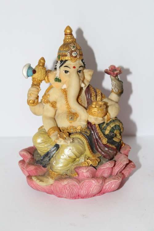 Lot #024 Mixed Deities (8x)