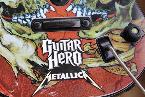 XBox 360 Metallica Guitar (please read)