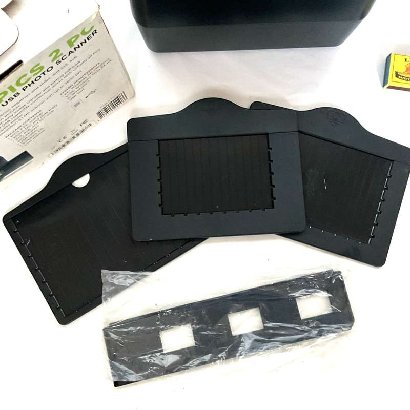 Ion Pics 2 PC and Slides 2 PC - Digitise all your photos, slides and film negatives!