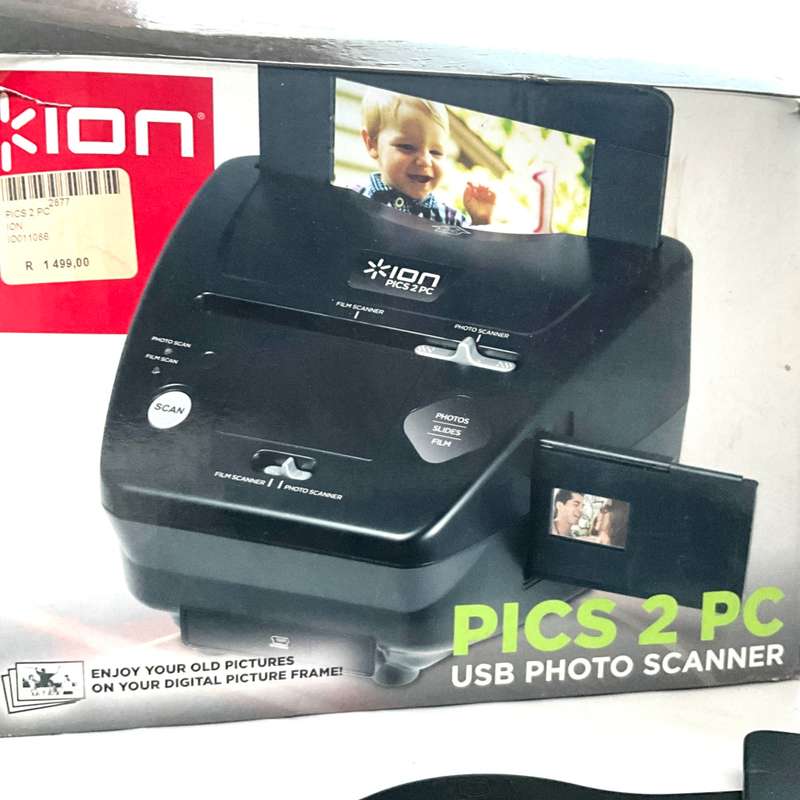 Ion Pics 2 PC and Slides 2 PC - Digitise all your photos, slides and film negatives!