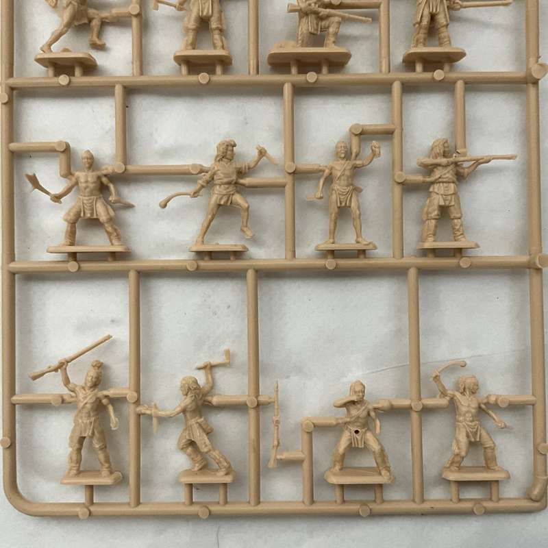 Italeri model kit American Independence War  Indian Warriors (incomplete)