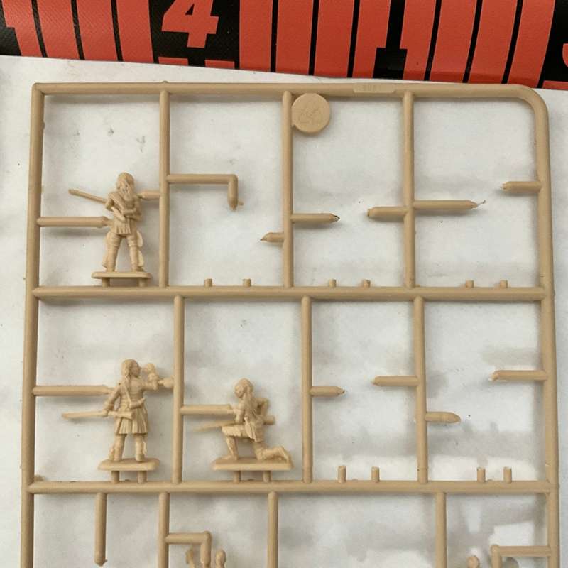 Italeri model kit American Independence War  Indian Warriors (incomplete)