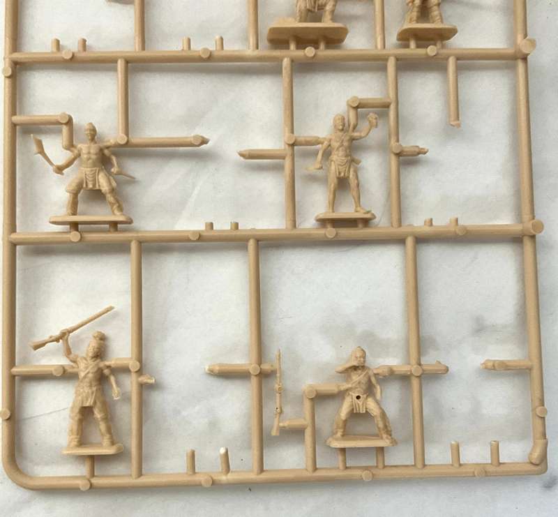 Italeri model kit American Independence War  Indian Warriors (incomplete)