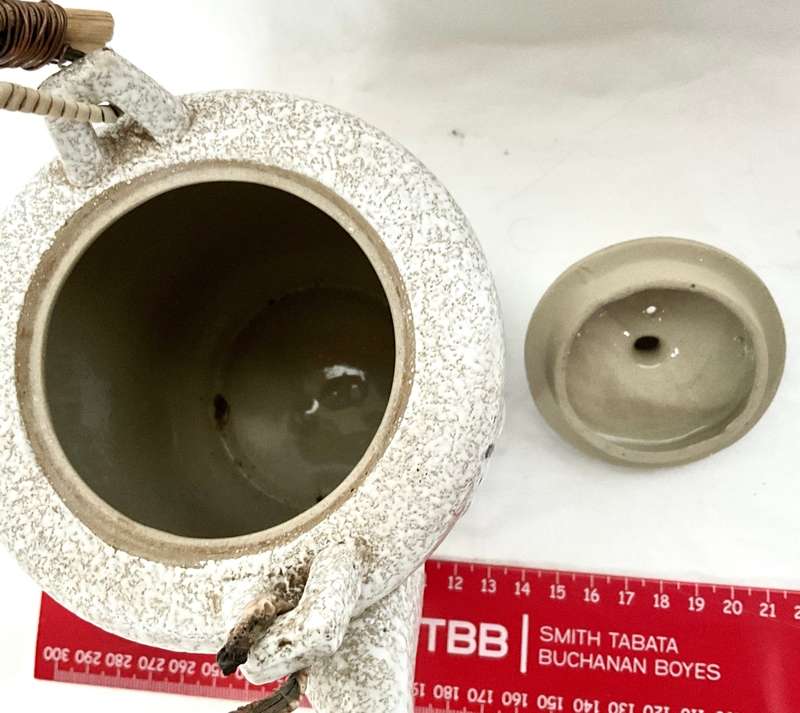 Japanese/Chinese oriental style teapot (with repair to handle)
