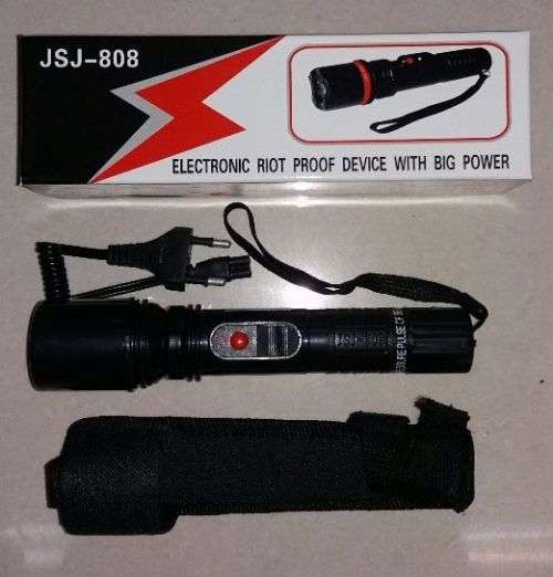 Tazer shock stick electronic with flashlight