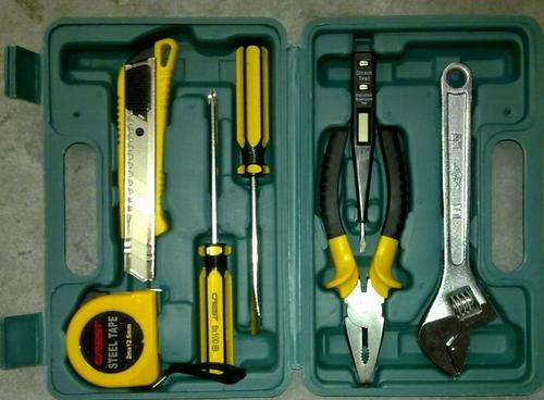 Handy man tool set 7 piece