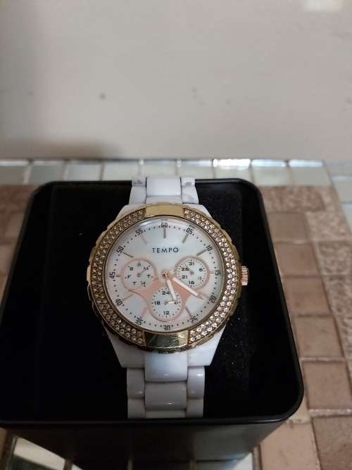 Ladies Tempo watch white