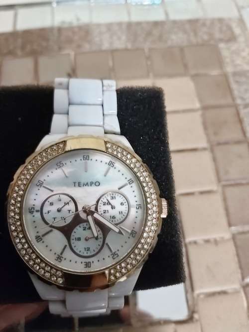 Ladies Tempo watch white