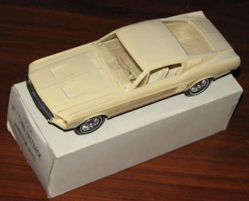 AMT 1967 Ford Mustang 1 24 Dealer Promotion Model
