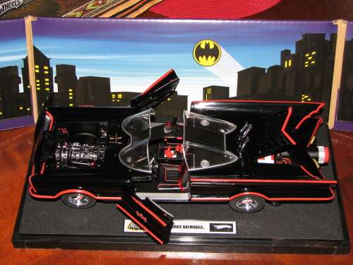Batmobile 1966 Hotwheels Elite 1:18 Scale