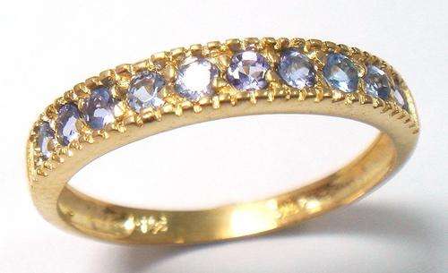 Beautiful solid 9kt gold and genuine tanzanite ring.