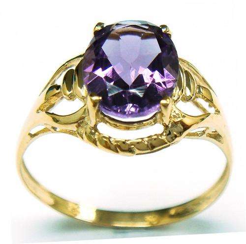 Beautiful solid 9kt gold and genuine amethyst ring.