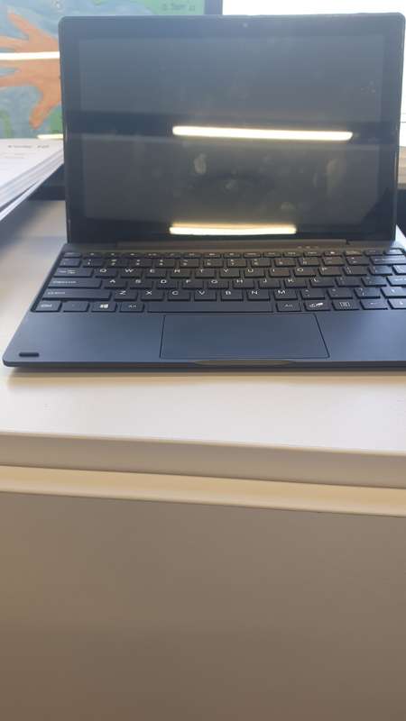 64gb Mecer 2-in-1 Windows Tablet (MW10Q16+LTE)