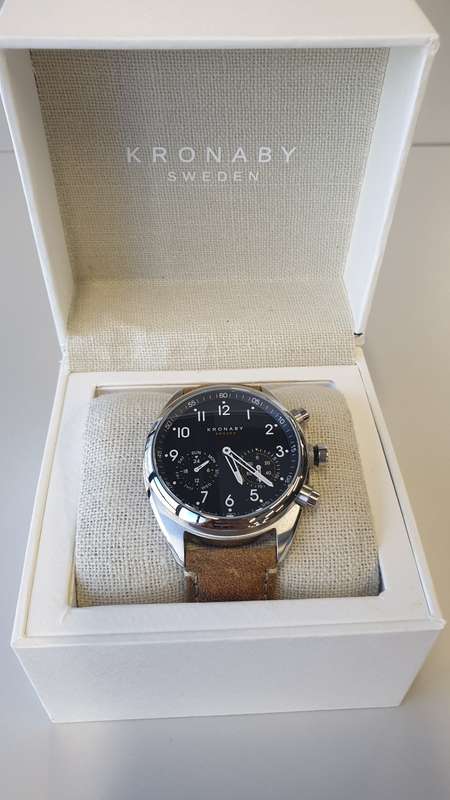 Kronaby (Sweden) Apex Hybrid Men`s Watch [Imported]