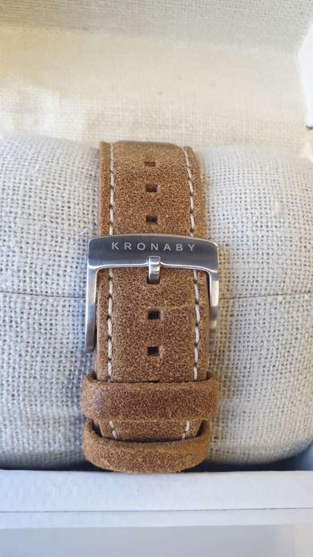 Kronaby (Sweden) Apex Hybrid Men`s Watch [Imported]