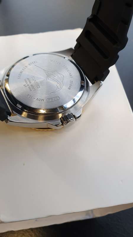 Casio Duro Men`s Divers watch (MDV-106G-1AVCF)