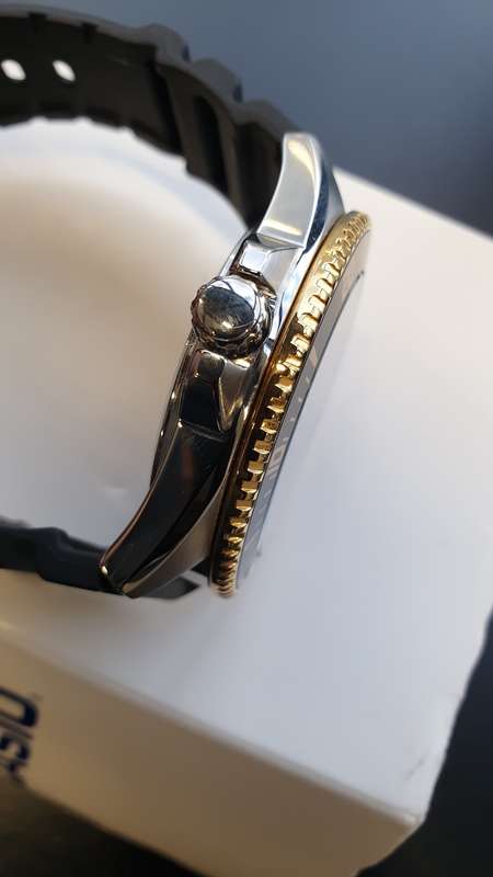 Casio Duro Men`s Divers watch (MDV-106G-1AVCF)