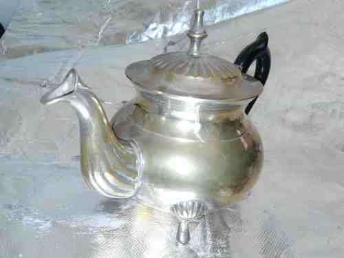 VINTAGE SILVER PLATED KETTLE