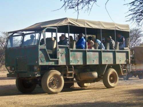 Monateng S/Lodge 18-22 October 2021 (2 adults and 2 kids)Midweek Breakaway