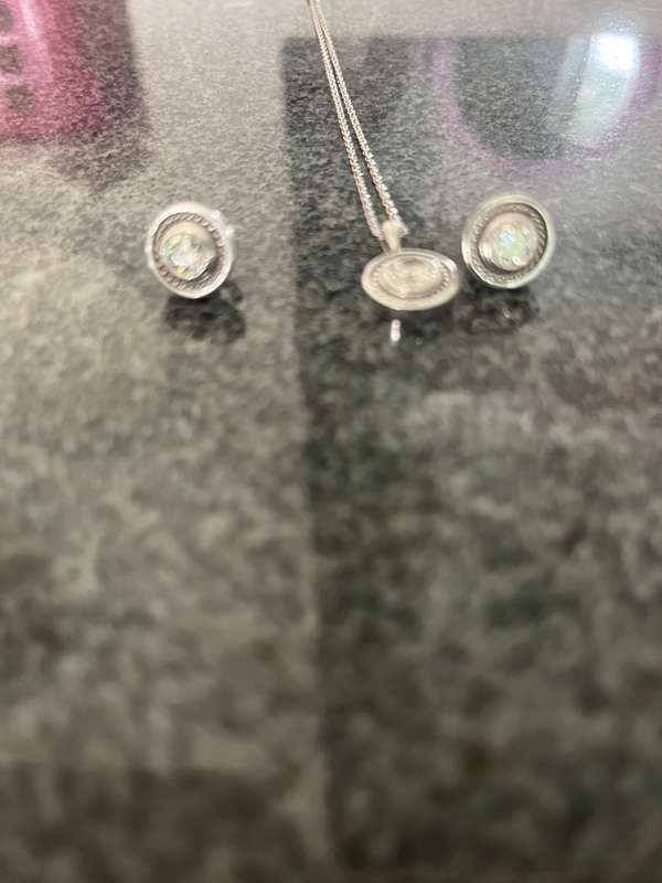 Four Diamond Jewellery Sets For Sale