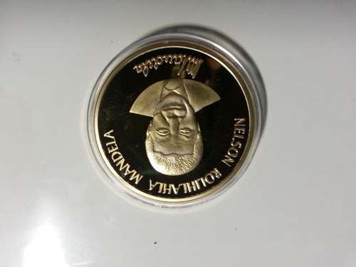 Stunning and one of a kind Mandela 24ct Gold Layered Encapsulated PROOF ROBBEN ISLAND MEDAL
