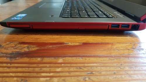 Dell Vostro 3560 i7 Red - Not working