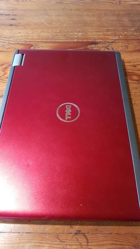 Dell Vostro 3560 i7 Red - Not working