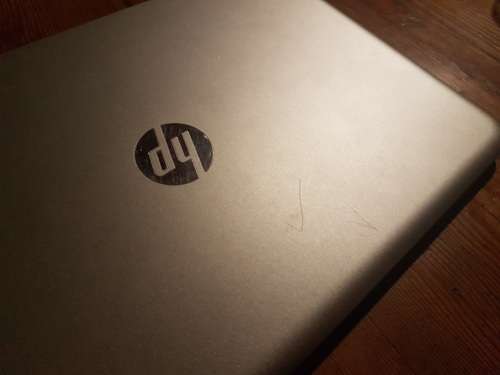 *Cracked Screen* HP ENVY TOUCHSMART 15.6'' ||Intel Quad-Core i7, 8GB RAM, NVIDIA GT 740M, 500GB HDD