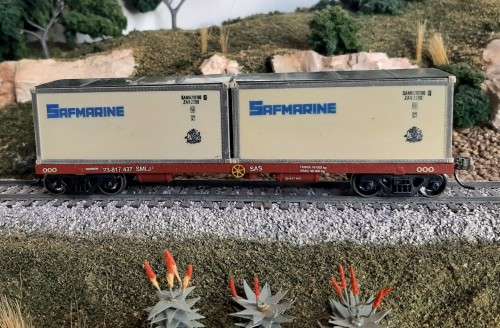 SARM SAR Container wagon with Kadees boxed