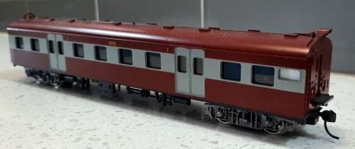 Lima Suburban coach 1st class new with Kadee couplers boxed