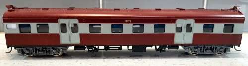 Lima Suburban coach 1st class new with Kadee couplers boxed